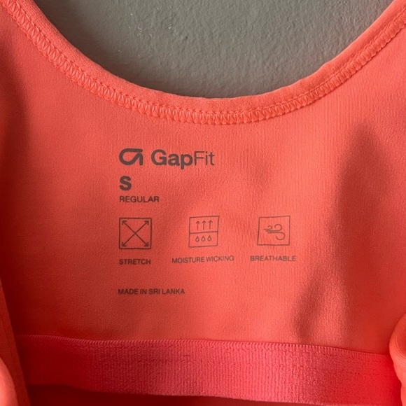 GapFit Coral Eclipse Cropped Brami Size Small - Picture 6 of 6